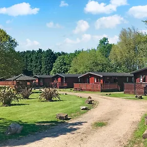  Holiday park Beechwood Park